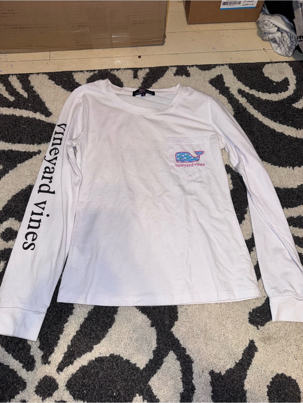 Vineyard Vines White Long-Sleeve Pocket Tee with Logo Sleeve